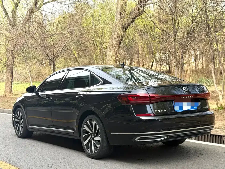 Volkswagen Passat Passat 2022 330TSI Elite Edition 2022 — миниатюра 4
