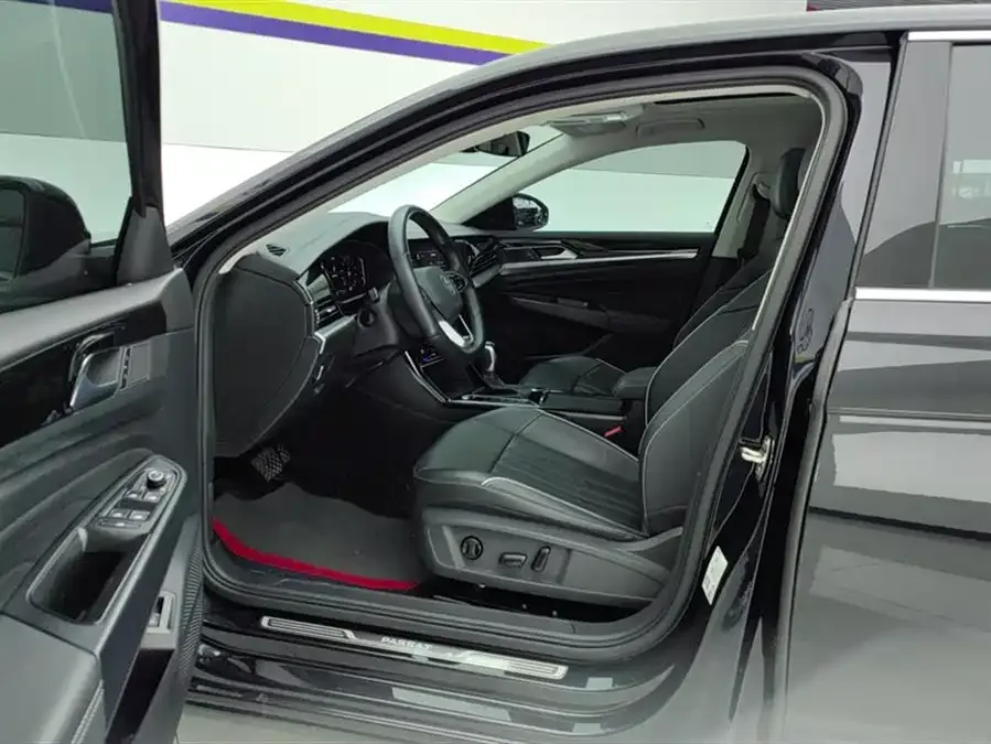 Volkswagen Passat Passat 2023 facelift 330TSI Star Elite Edition 2023 — миниатюра 3