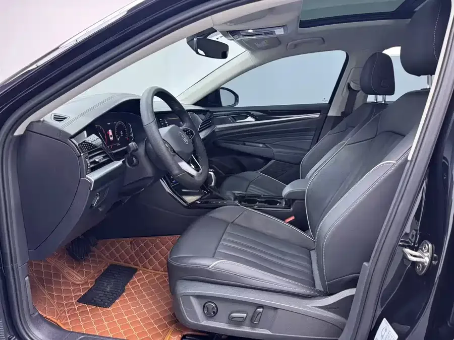 Volkswagen Passat Passat 2023 facelift 330TSI Elite Edition 2023 — миниатюра 4