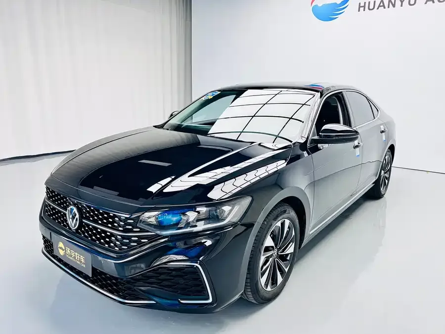 Volkswagen Passat Passat 2023 facelift 330TSI Star Elite Edition 2023 — фото 1, купить с доставкой в Москву