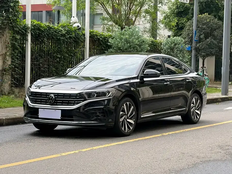 Volkswagen Passat 2024