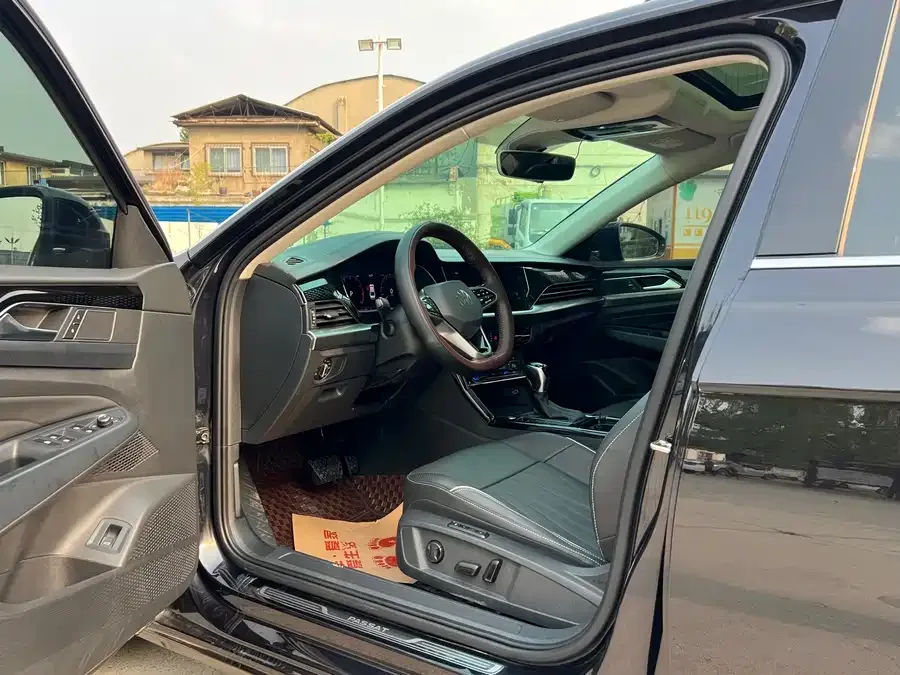 Volkswagen Passat Passat 2022 330TSI Starry Sky Deluxe Edition 2022 — миниатюра 3