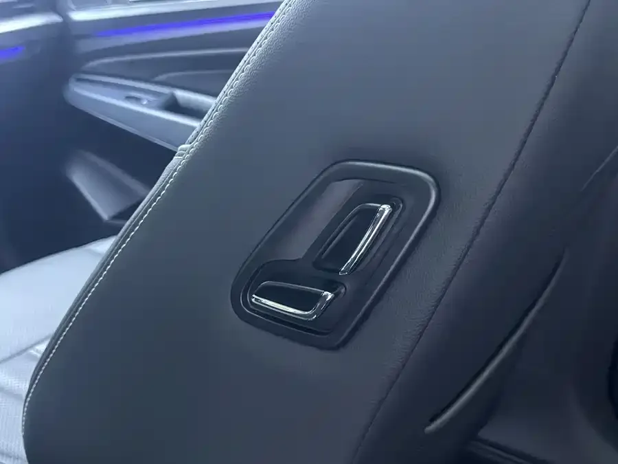 Volkswagen Passat Passat 2024 380TSI Starry Sky Dragon Edition 2024 — миниатюра 4