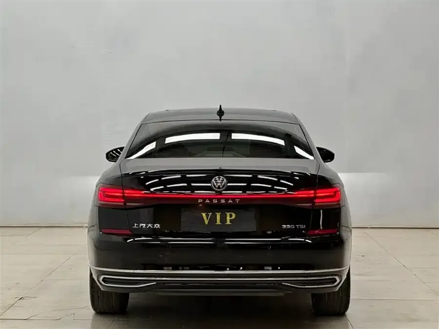Volkswagen Passat Passat 2023 facelift 330TSI Elite Edition 2023 — миниатюра 3