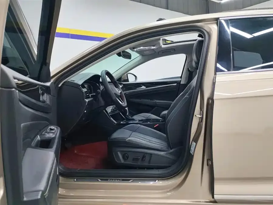 Volkswagen Passat Passat 2022 330TSI Elite Edition 2023 — миниатюра 3