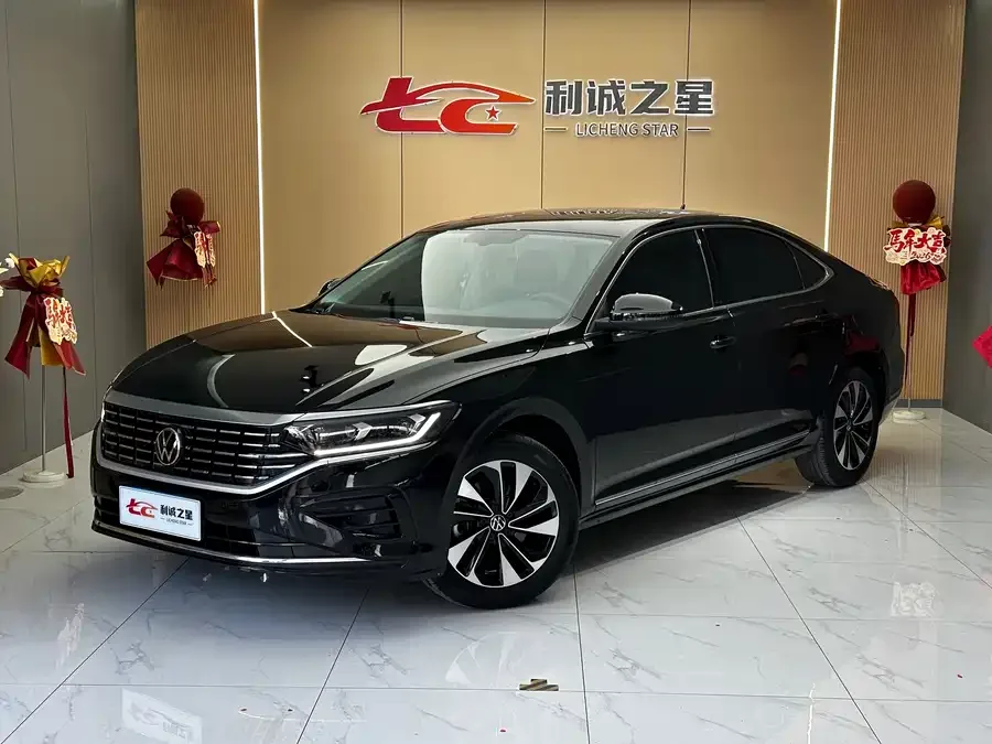 Volkswagen Passat Passat 2023 330TSI Elite Edition 2023 — фото 1, купить с доставкой в Москву
