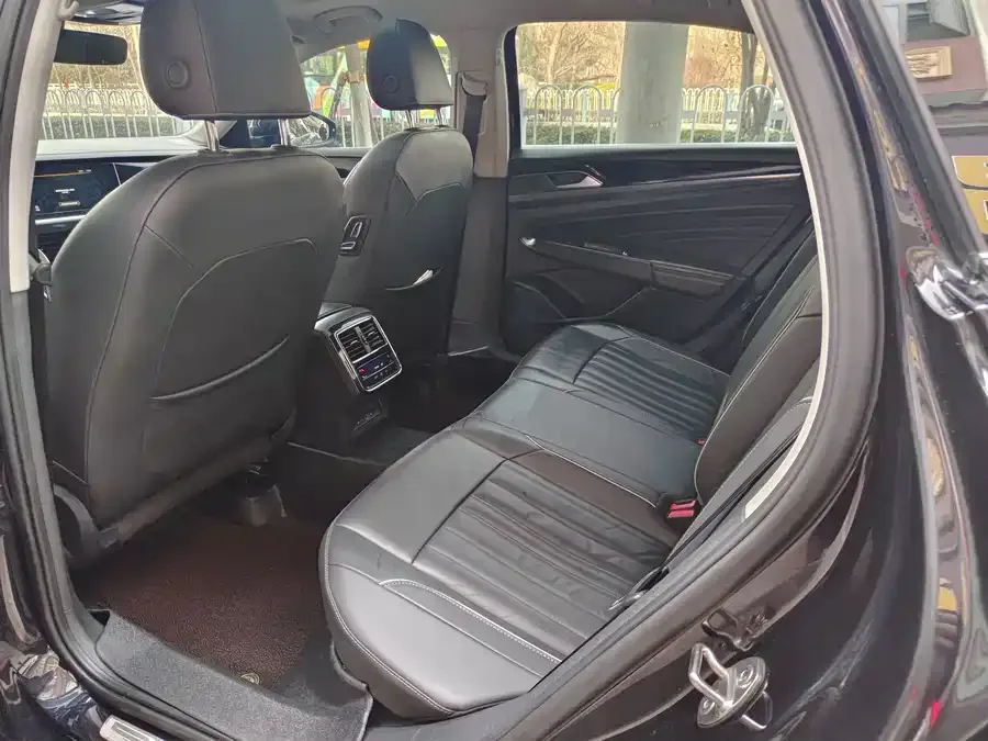 Volkswagen Passat Passat 2023 330TSI Star Elite Edition 2023 — миниатюра 2