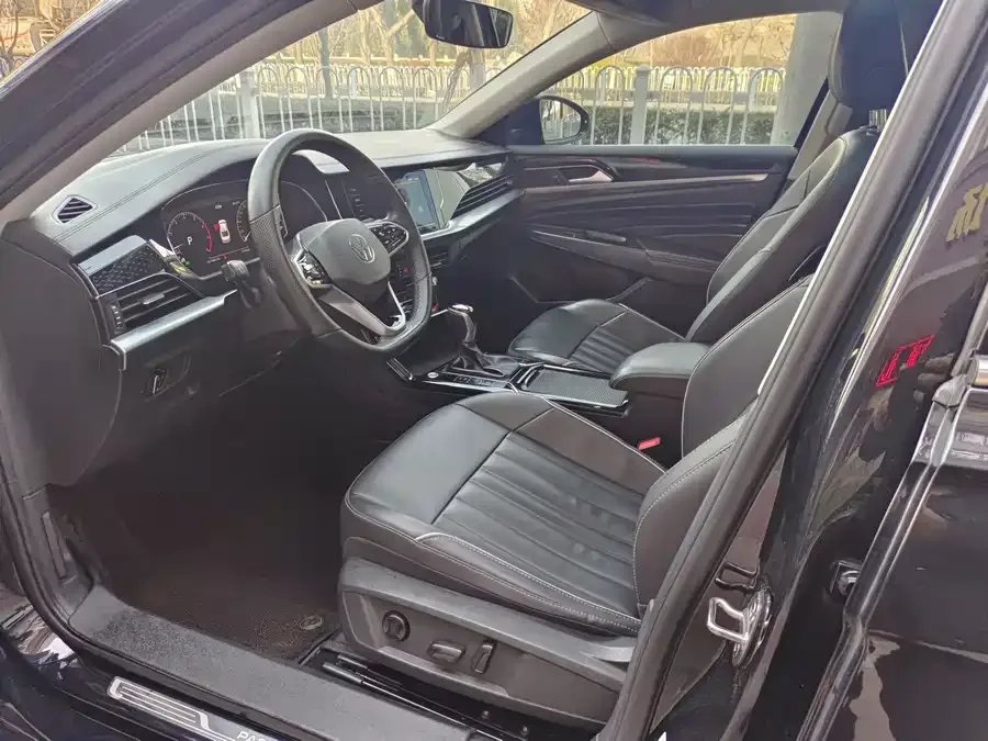 Volkswagen Passat Passat 2023 330TSI Star Elite Edition 2023 — миниатюра 4