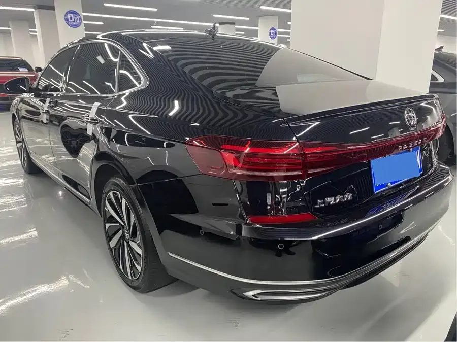 Volkswagen Passat Passat 2022 330TSI Deluxe Edition 2022 — миниатюра 5