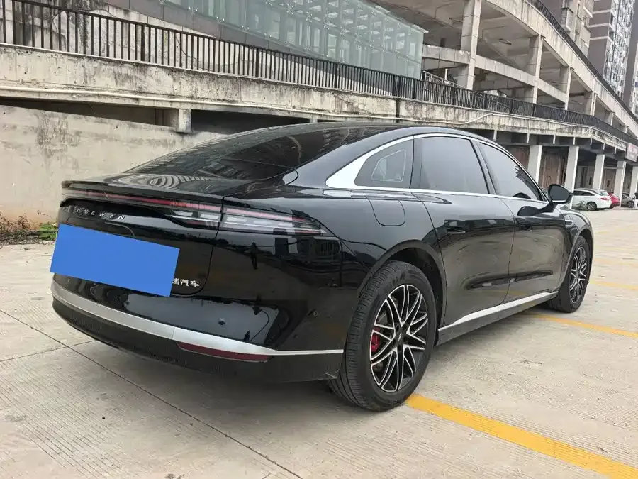 Chery Fengyun Fengyun A9L Fengyun A9L 2025 260 Super Long Range Deluxe Edition 2025 — миниатюра 2
