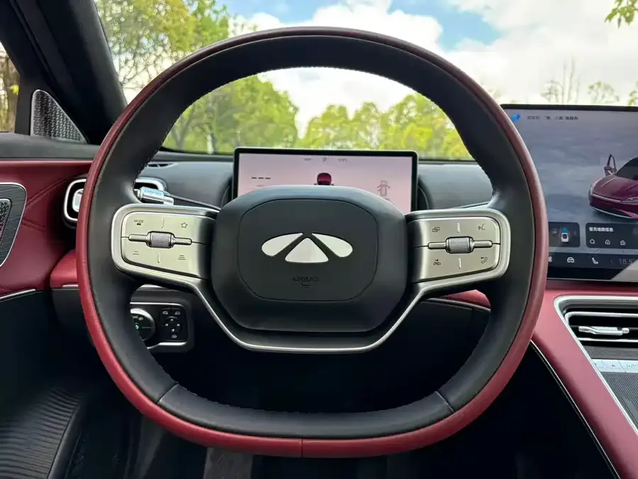 Chery Fengyun Fengyun A9L Fengyun A9L 2025 four-wheel drive high-energy peak version 2025 — миниатюра 3
