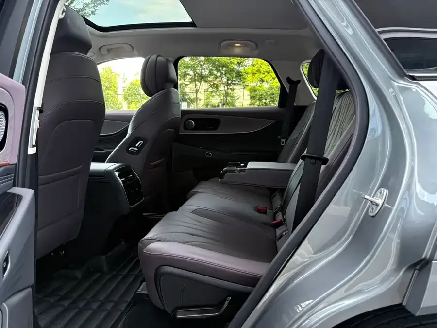 Chery Tiggo 9 C-DM Tiggo 9 C-DM 2025 1.5T 106KM Super Edition 5-seater LiFePO4 2024 — миниатюра 2
