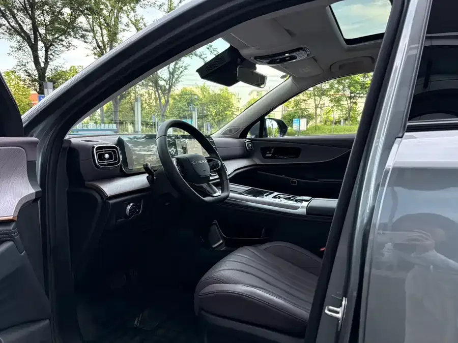 Chery Tiggo 9 C-DM Tiggo 9 C-DM 2025 1.5T 106KM Super Edition 5-seater LiFePO4 2024 — миниатюра 4