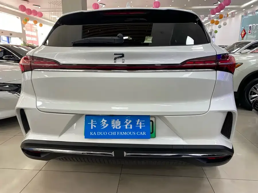 Roewe Feifan MARVEL R Feifan MARVEL R 2021 rear-wheel drive PRO version 2023 — миниатюра 3