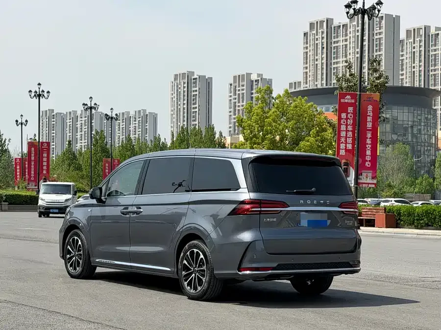Roewe iMAX8 Roewe iMAX8 2021 400TGI Supreme Series Lu Zun Edition 2022 — миниатюра 2