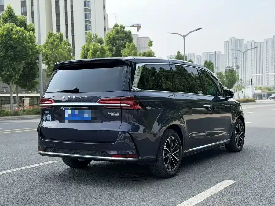 Roewe iMAX8 Roewe iMAX8 2022 400TGI Honor Edition 2022 — миниатюра 3