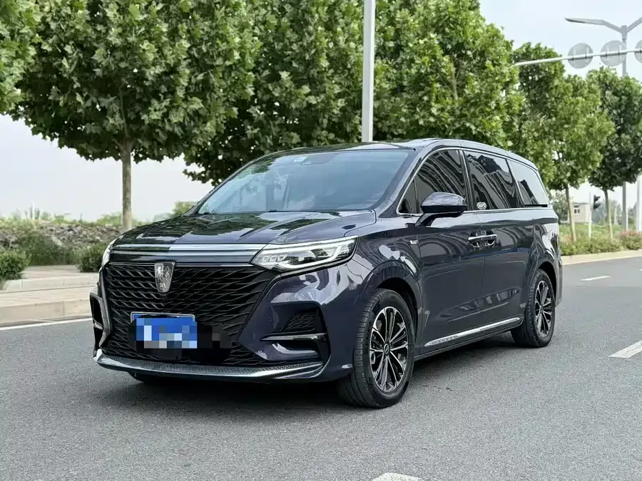 Roewe iMAX8 Roewe iMAX8 2022 400TGI Honor Edition 2022 — фото 1, купить с доставкой в Москву