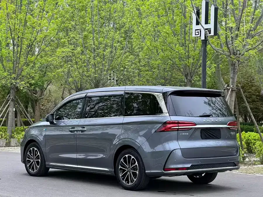 Roewe iMAX8 Roewe iMAX8 2022 400TGI Honor Edition 2022 — миниатюра 3