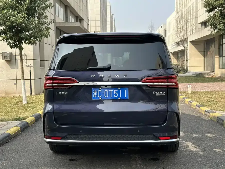 Roewe iMAX8 Roewe iMAX8 2022 400TGI Extreme Edition 2022 — миниатюра 2