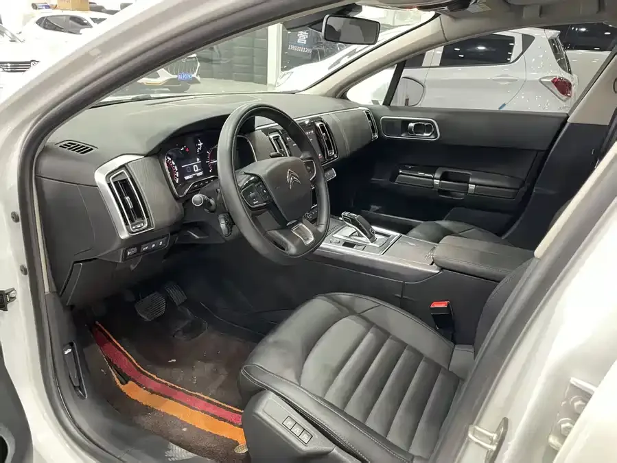 Citroen C6 Citroen C6 2021 400THP Comfort Edition 2023 — миниатюра 4