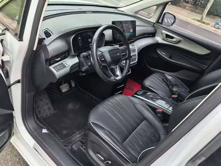 Roewe iMAX8 Roewe iMAX8 2022 400TGI Honor Edition 2022 — миниатюра 4