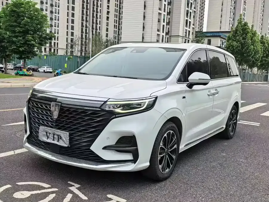 Roewe iMAX8 Roewe iMAX8 2022 400TGI Honor Edition 2022 — фото 1, купить с доставкой в Москву