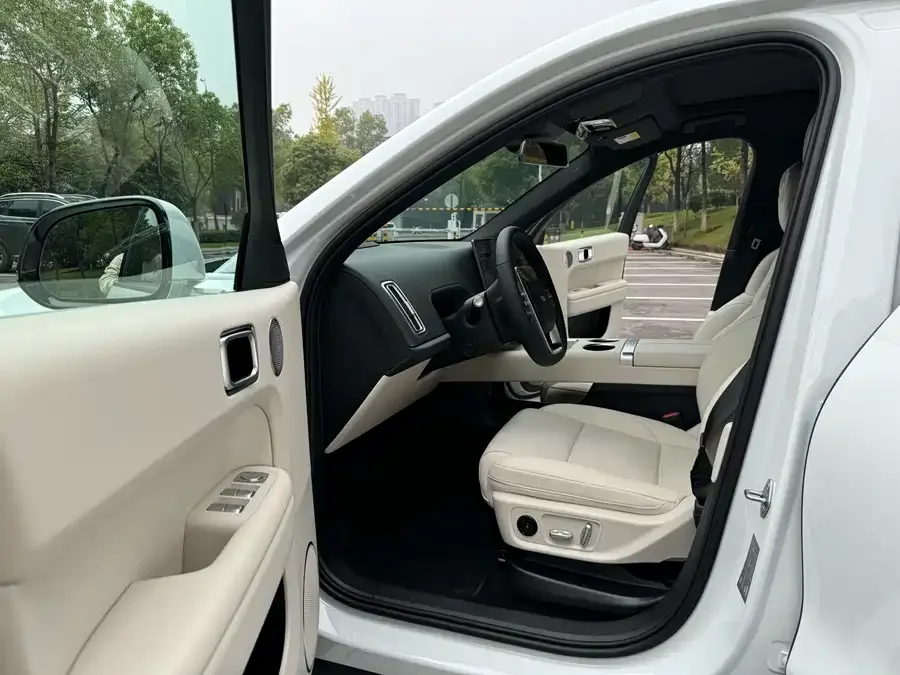 Li Xiang L6 Ideal L6 2024 Max 2024 — миниатюра 3