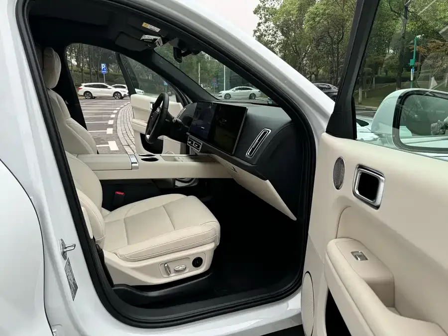 Li Xiang L6 Ideal L6 2024 Max 2024 — миниатюра 4