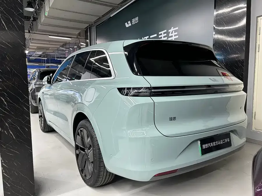 Li Xiang L6 Ideal L6 2025 Max Smart Renewal Edition 2025 — миниатюра 4
