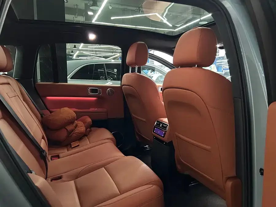 Li Xiang L6 Ideal L6 2025 Max Smart Renewal Edition 2025 — миниатюра 5