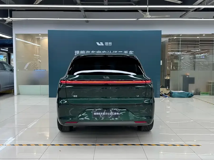 Li Xiang L6 Ideal L6 2025 Max Smart Renewal Edition 2025 — миниатюра 5