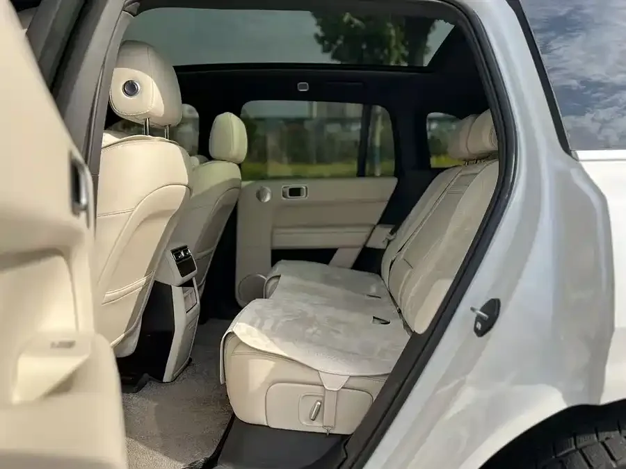 Li Xiang L6 Ideal L6 2024 Pro 2024 — миниатюра 2