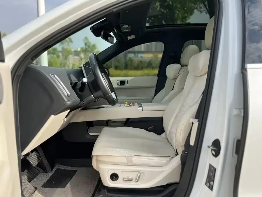 Li Xiang L6 Ideal L6 2024 Pro 2024 — миниатюра 4