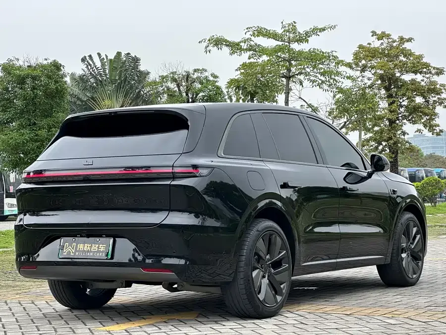 Li Xiang L6 Ideal L6 2024 Pro 2025 — миниатюра 2