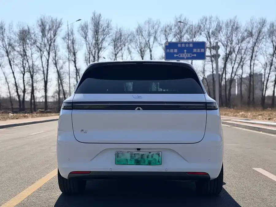 Li Xiang L6 Ideal L6 2024 Pro 2024 — миниатюра 3