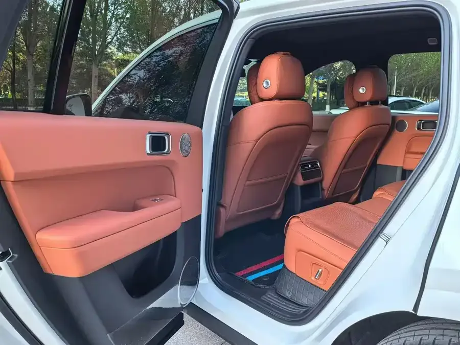 Li Xiang L6 Ideal L6 2024 Pro 2025 — миниатюра 2