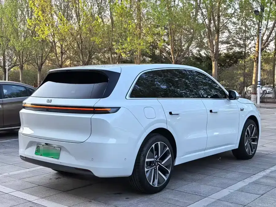 Li Xiang L6 Ideal L6 2024 Pro 2025 — миниатюра 5