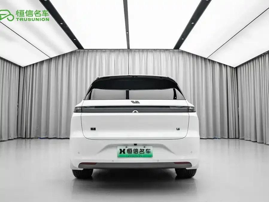 Li Xiang L6 Ideal L6 2025 Pro Smart Renewal Edition 2025 — миниатюра 2