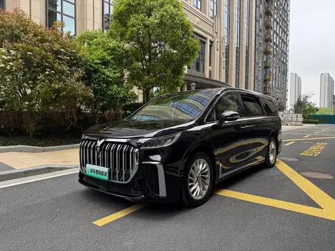 Voyah Lantu Dreamer 2024 buy in Moscow