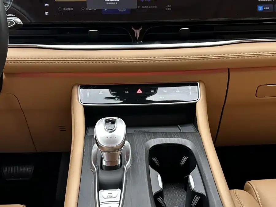 Voyah Lantu Dreamer 2022 Lantu Dreamer Low Carbon Edition + Smart Driving Package 2023 — миниатюра 4