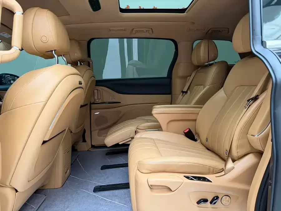 Voyah Lantu Dreamer 2022 Lantu Dreamer Low Carbon Edition 2024 — миниатюра 2