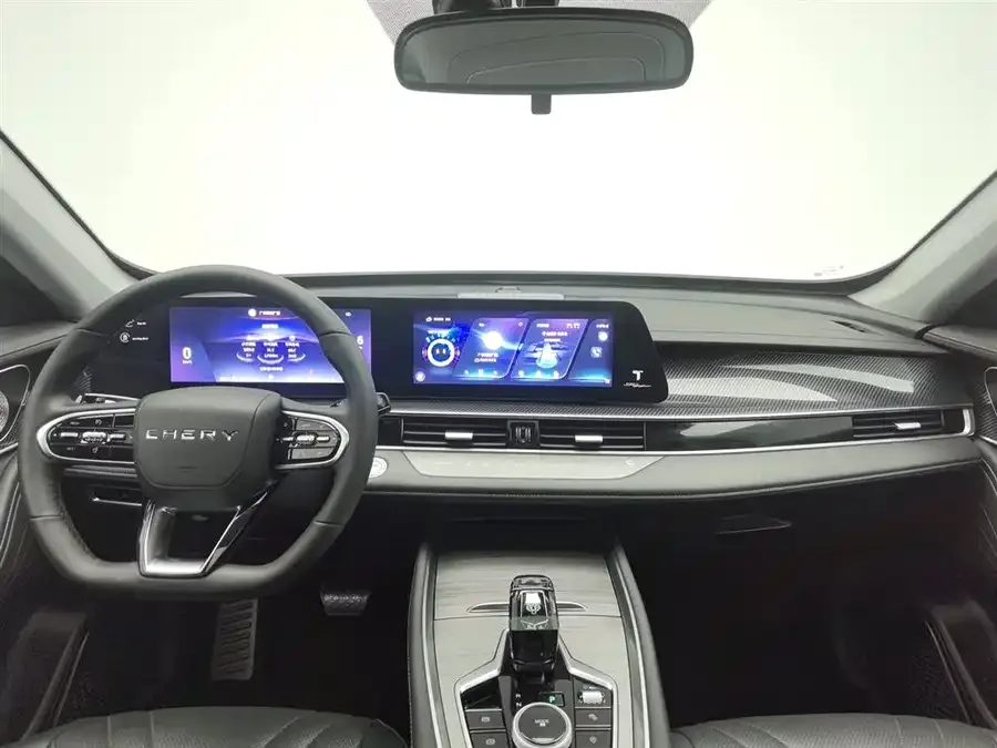 Chery Tiggo 7 Plus Tiggo 7 PLUS 2025 1.6TGDI DCT Premium Edition 2025 — миниатюра 2