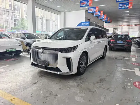Voyah Lantu Dreamer 2025 buy in Moscow