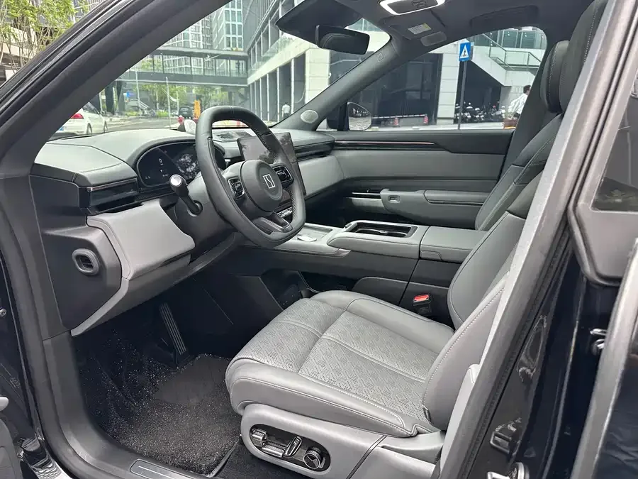 Zeekr 7X Zeekr 7X 2025 100kWh Long-range 4WD Smart Driving Edition 2024 — миниатюра 3