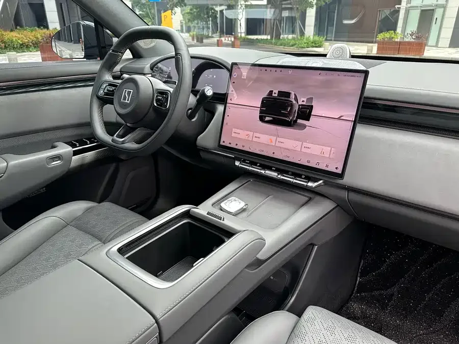 Zeekr 7X Zeekr 7X 2025 100kWh Long-range 4WD Smart Driving Edition 2024 — миниатюра 4
