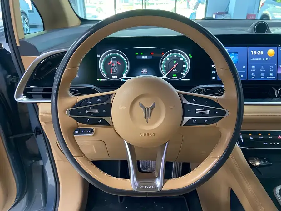 Voyah Lantu Dreamer 2022 Lantu Dreamer Low-Carbon Edition Dream+ Smart Package 2022 — миниатюра 4