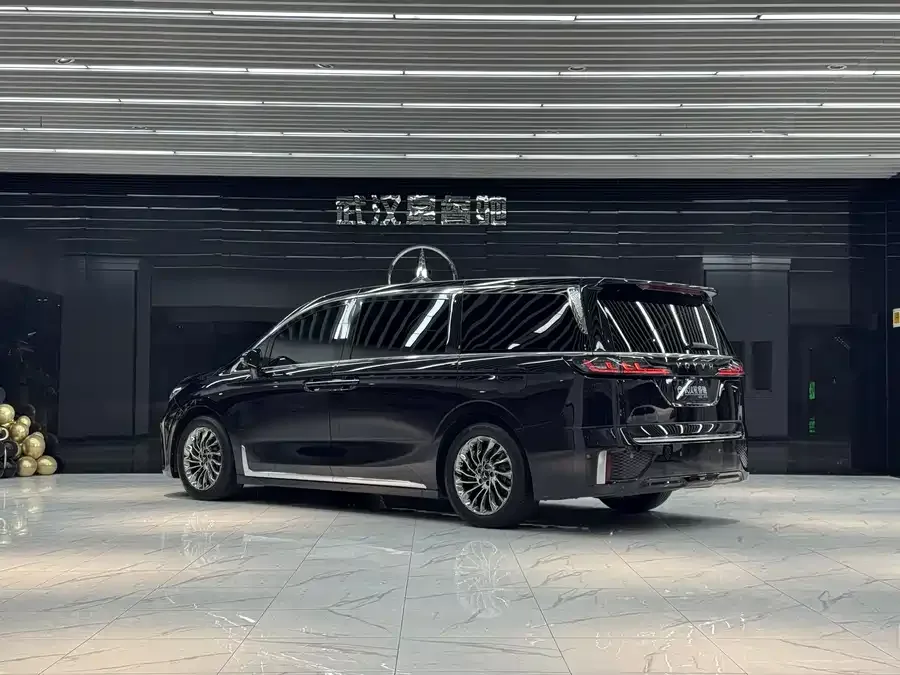 Voyah Lantu Dreamer 2022 Lantu Dreamer Low-Carbon Edition Dream+ Smart Package 2022 — миниатюра 2
