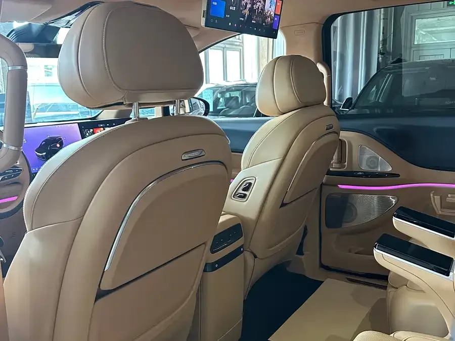 Voyah Lantu Dreamer Lantu Dreamer 2025 PHEV 4WD Flagship Kunpeng Edition 2024 — миниатюра 3