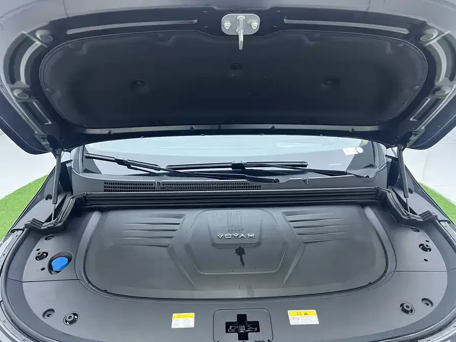 Voyah Lantu Dreamer Lantu Dreamer 2025 PHEV 4WD Flagship Kunpeng Edition 2024 — миниатюра 5