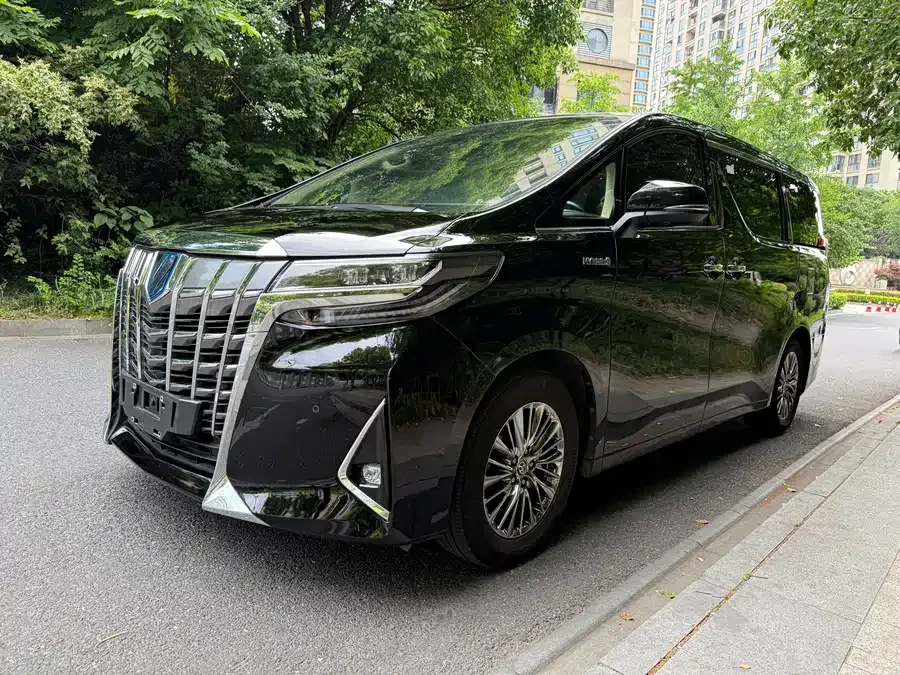 Toyota Alphard 2022